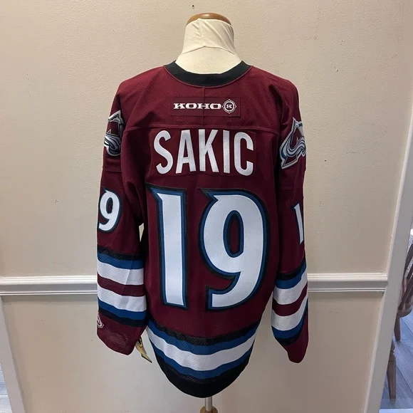 VINTAGE Avalanche Jersey - Picture 2 of 3